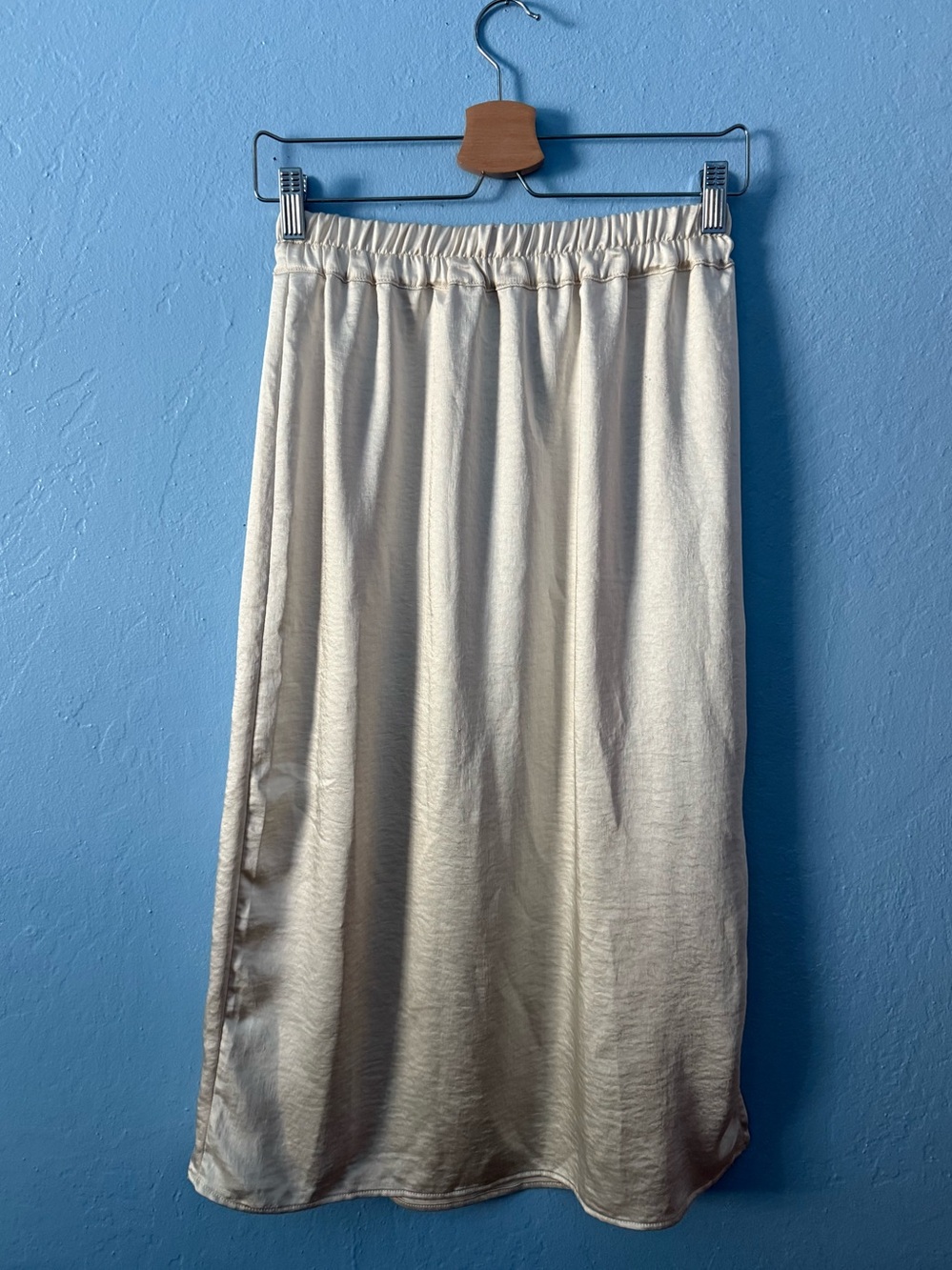 GAP Champaign Satin-Look Elastic Waist Midi Skirt